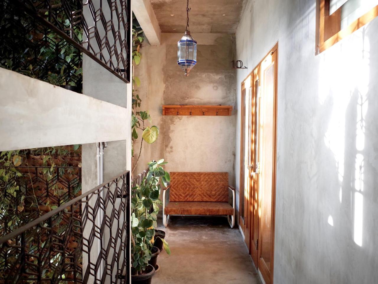 Pawon Cokelat Guesthouse Γιογκιακάρτα Εξωτερικό φωτογραφία